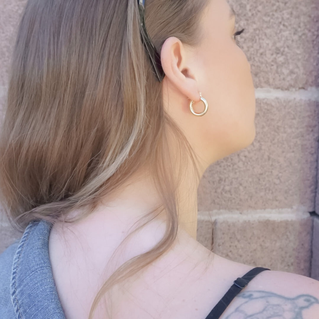 Zoey Chunky Hoops Mini