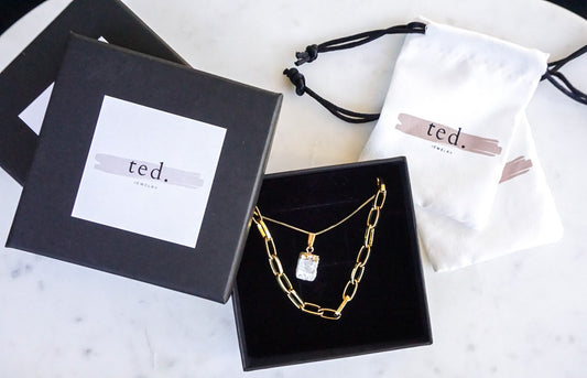 Ted. Gift Box